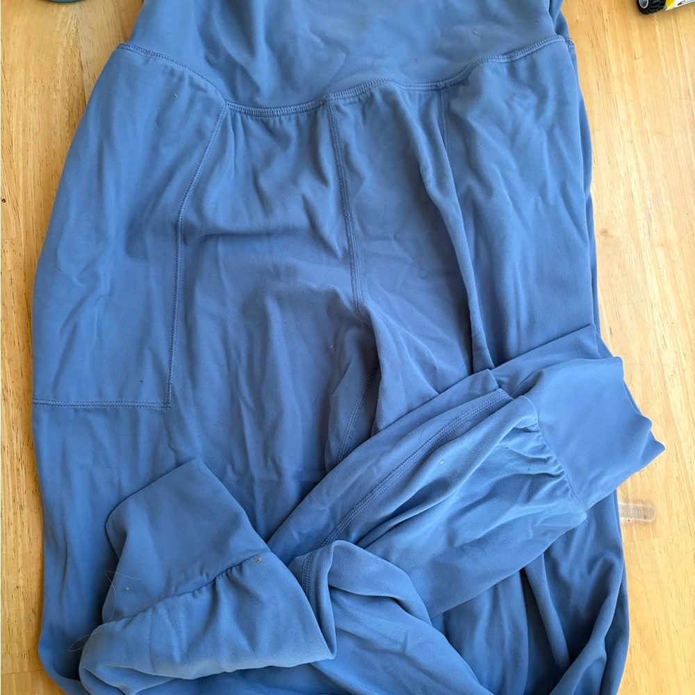 Athleta Salutation Joggers Euc - image 2